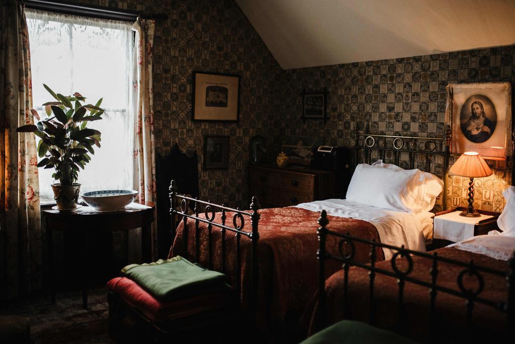 St Benedict - Victorian Bed And Breakfast Hastings Eksteriør bilde