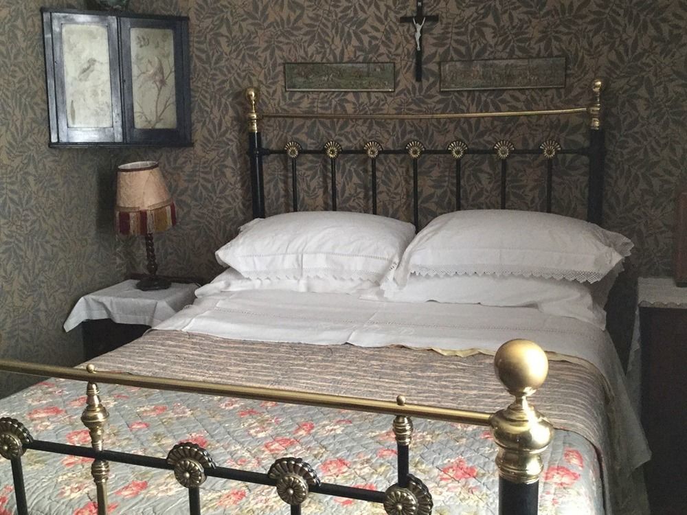 St Benedict - Victorian Bed And Breakfast Hastings Eksteriør bilde